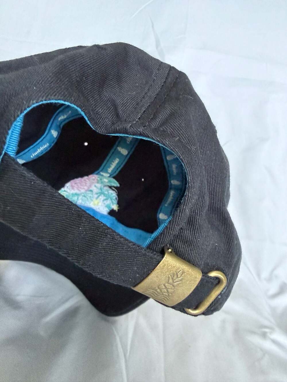 Chubbies Toucan Tropical Palm Bird Embroidered Black Dad Hat - Picture 4 of 9